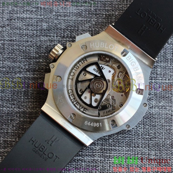 ST ������ hublot ��� 301 PB 131 RX 77HT17701-1