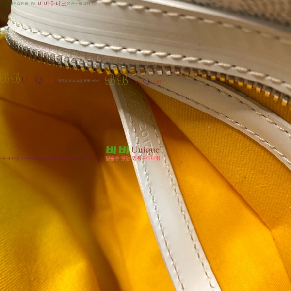 #���ߵ� ī�丣 ũ�ν��� GY4125214-11