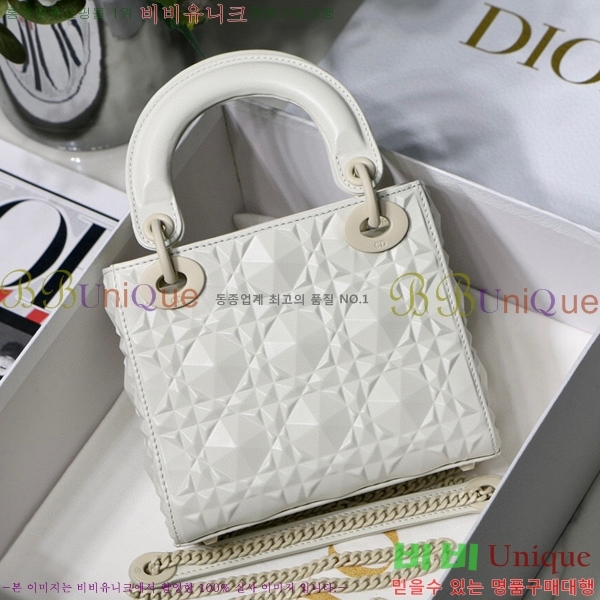 #��� ���̾Ƹ�� ���̹� M6003-700