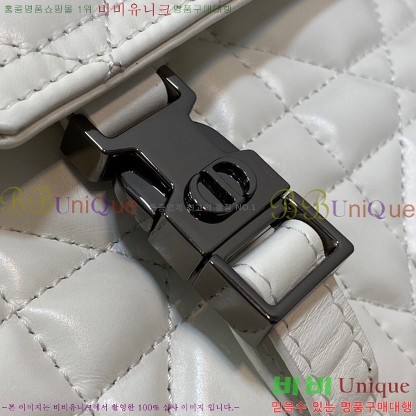 #22SS ��� ķ�� ����� M1243-301