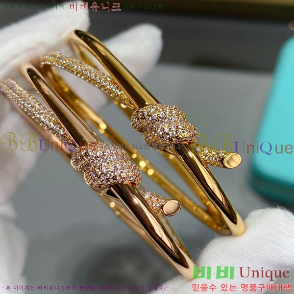 Ƽ�Ĵ� ���� TF55184-10