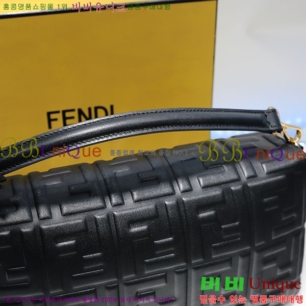 #��� FF ��Ƽ�� �簡�� �ٰ�Ʈ�� ���� 8BR771-20-1 (��ٹ� ����)