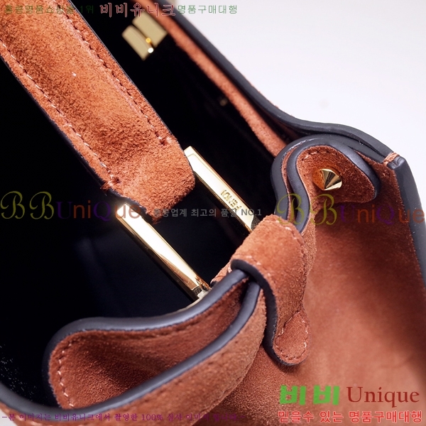 #��� ��ī�� X ����Ʈ �̵� F01130D6100-11