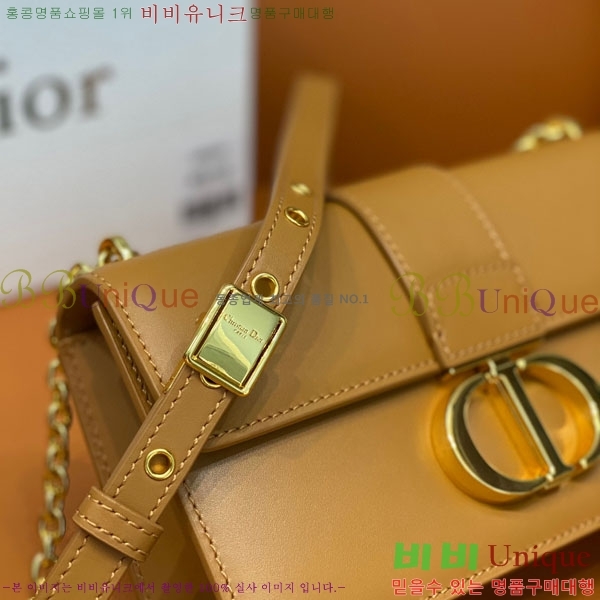 #��� 30 ���״� �̽�Ʈ ����Ʈ ü�ι� M9334-205