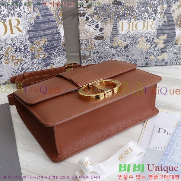 #��� 30 �����ι� M9203-109