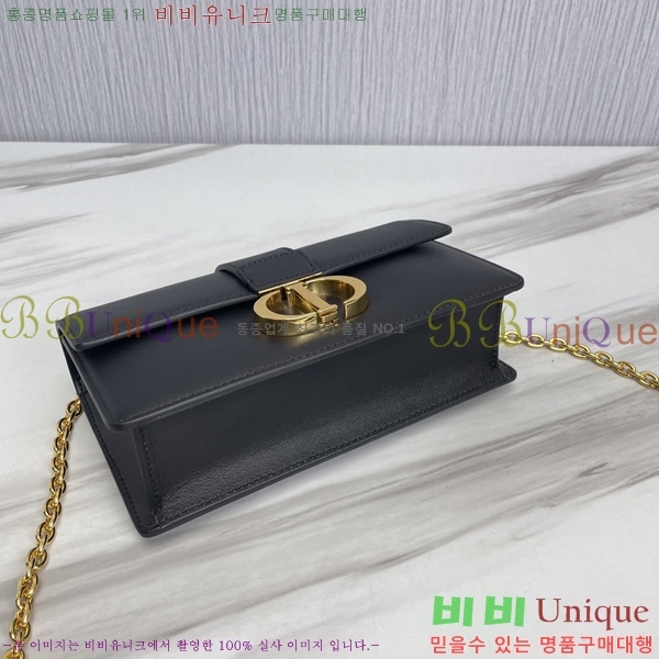 #��� 30 ���״� �̽�Ʈ ����Ʈ ü�ι� M93351-103