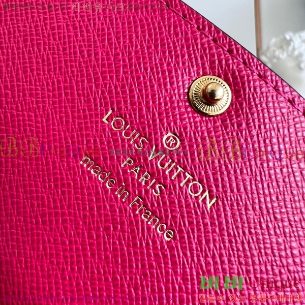 #���̺��� ���׷� ĵ���� ���и� ���� ������ M60696-103