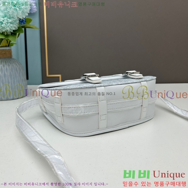 ���ߵ� �������� ũ�ν��� �Ż� 412510-7