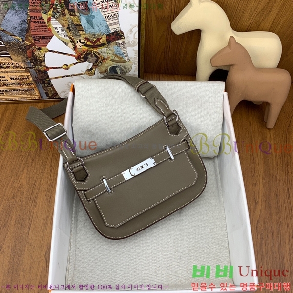 #�����޽� ���ÿ��� �̴� HE741151-11 ������Ʈ