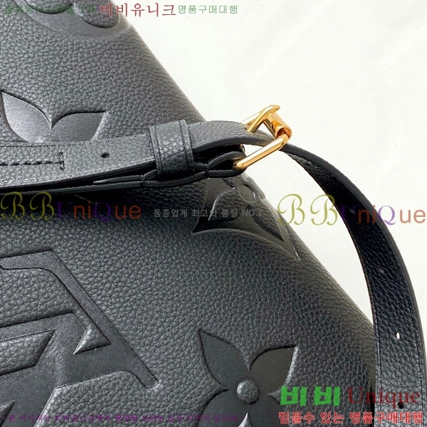 #���̺��� Ʈ���̾Ƴ� MM M46504-102