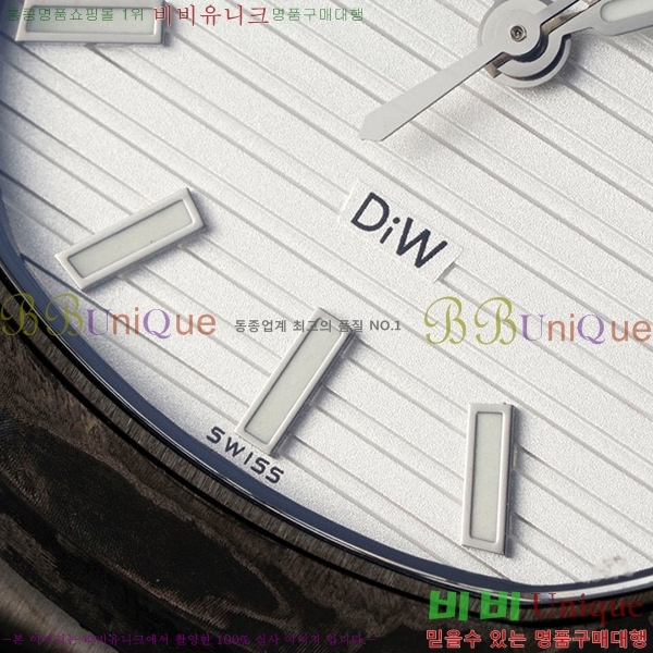 �����ʸ��ð� x ��ƿ���� 5711-1