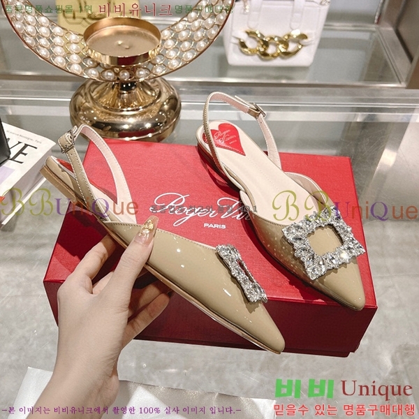 ������� �÷� ���� 28RV235221-4