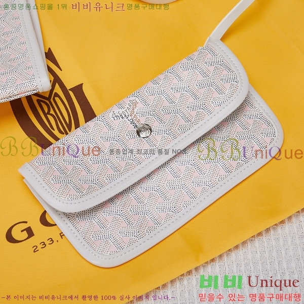 #���ߵ� ������ Ŭ�����ξ� GV52562-103