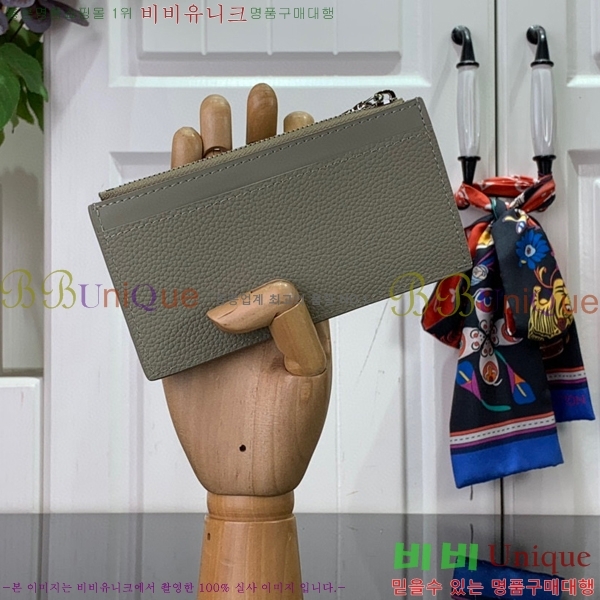#���̺��� ���� ī�� Ȧ�� M82282-100