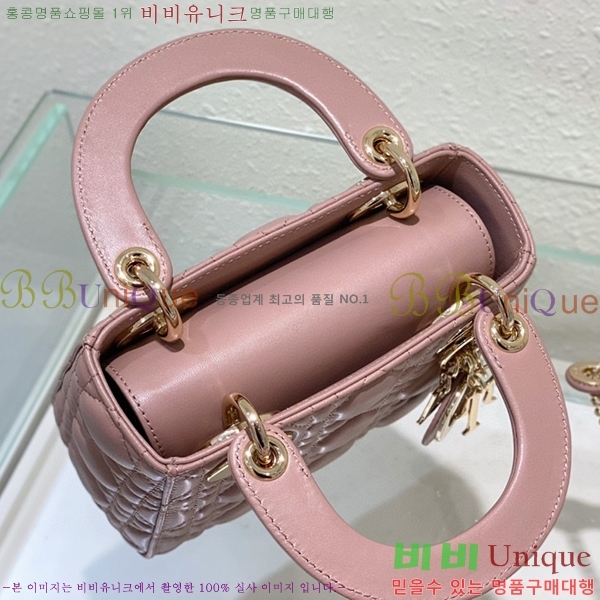 #��� ���̵�� �̴� M0505-831