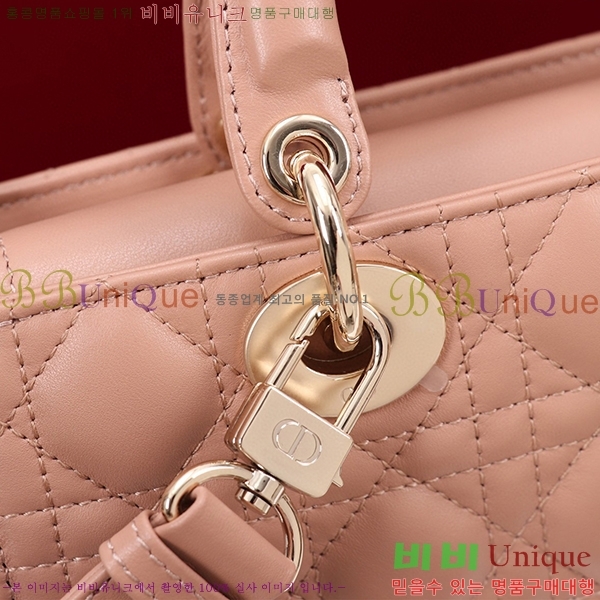 #��� ���̵� �� ���̹� �̴� M0636-213