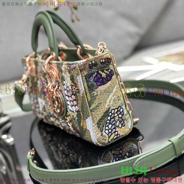 #��� ���̵� �� ���̹� �̵� M054035-701