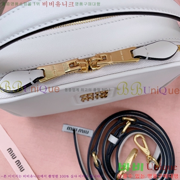 #�̿�̿� ���� �ΰ� ���� ����� 5BH229-101