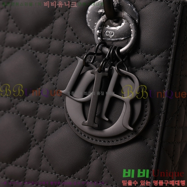 #��� ���� ABC ���̵�� ���� M05077-1