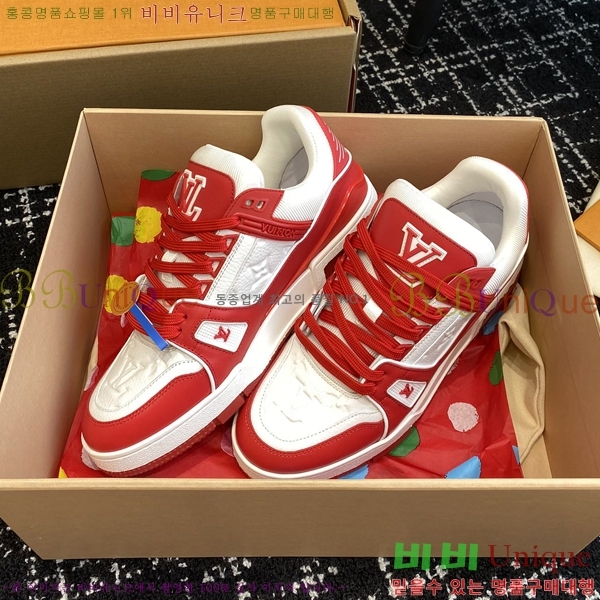 ���̺��� LV Ʈ���̳� ����Ŀ�� 48L2412434-5