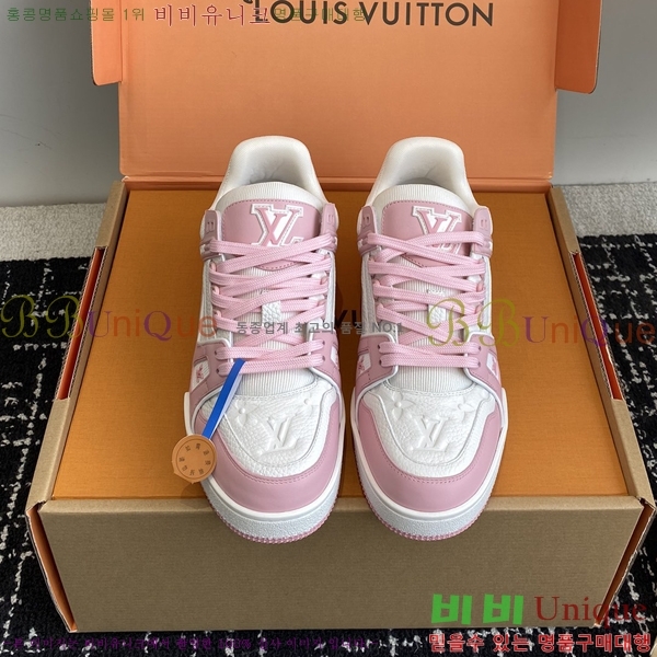 ���̺��� LV Ʈ���̳� ����Ŀ�� 48L2412435-3