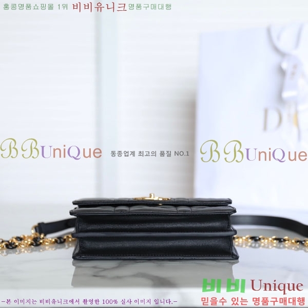 #��� �̽� ī�� �̴Ϲ� M595401-100-2