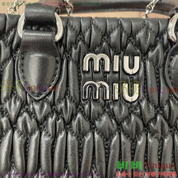 #�̿�̿� ũ����Ż Ŭ���� ��Ʈ������ 5BA251-504