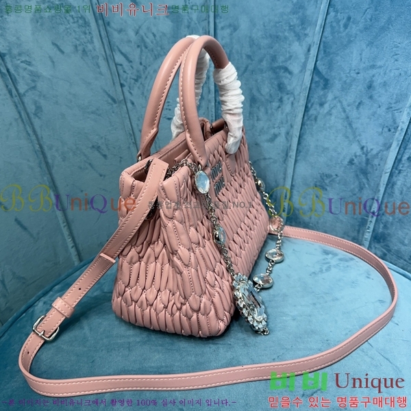 #�̿�̿� ũ����Ż Ŭ���� ��Ʈ������ 5BA251-501