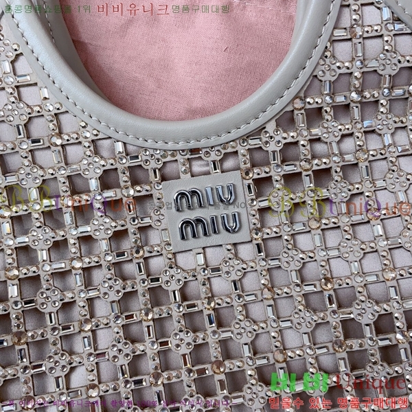 #�̿�̿� ũ����Ż ���̺� ����� 5BA281-801