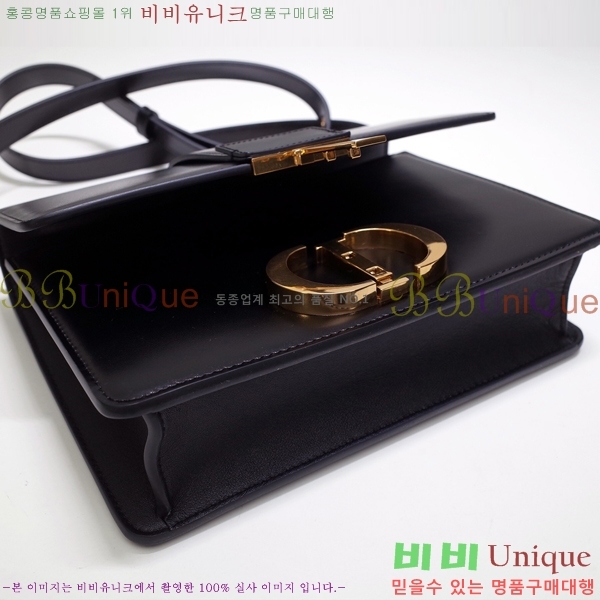 #��� 30 �����ι� M9203-663