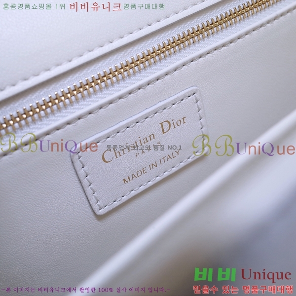 #��� 30 �����ι� M9203-664