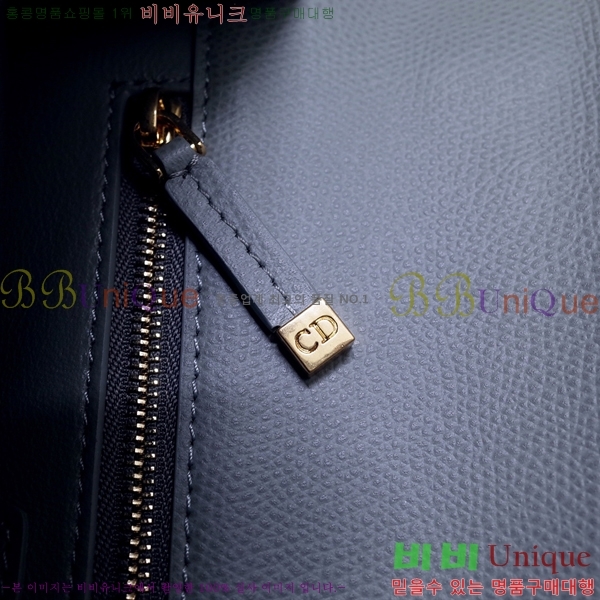 #��� 30 �����ι� M9203-662