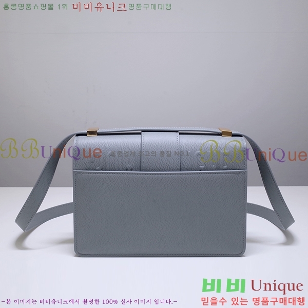 #��� 30 �����ι� M9203-662