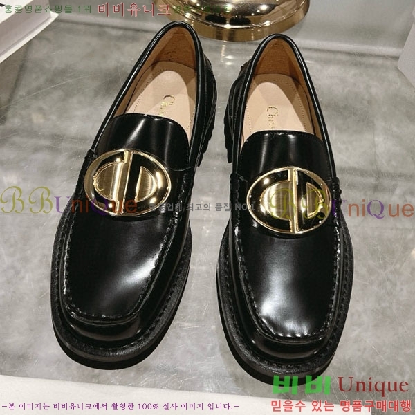 ���� ��� ���� 33D748813-3