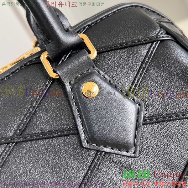 #���̺��� ���ǵ� �ݵѸ��� 20 M24261-701