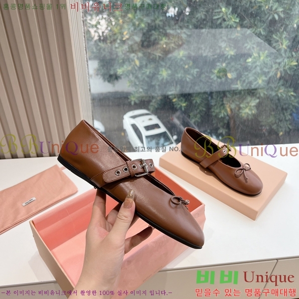 �̿�̿� �߷����� �÷� ���� 32MU243199-1