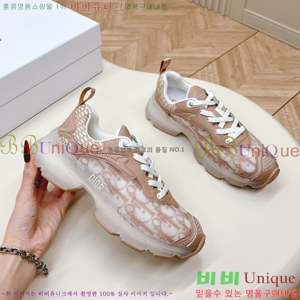 ��� ���̺� ����Ŀ�� 39D243133-8