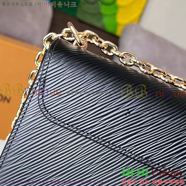 #���̺��� Ʈ����Ʈ MM M21113-100