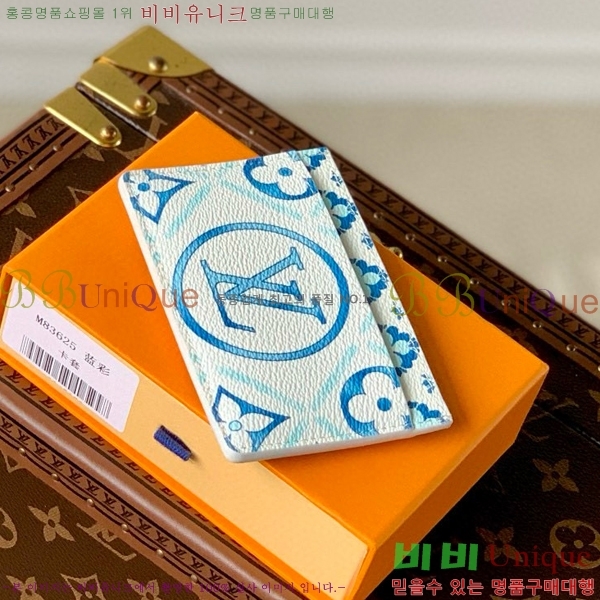 #���̺��� ī�� Ȧ�� M83625-2