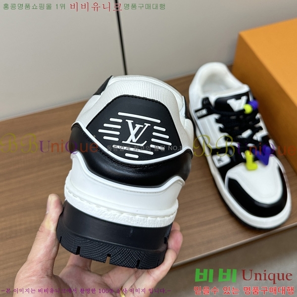 ���̺��� LV Ʈ���̳� ����Ŀ�� 41L2461814-5