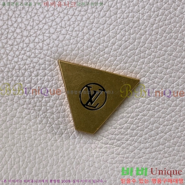 #���̺��� ����Ʈ Ʈ����Ʈ ����� M25359-101