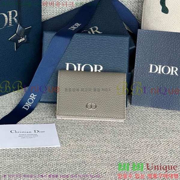 #��� ����Ͻ� ī�� Ȧ�� 2ESCH136-201