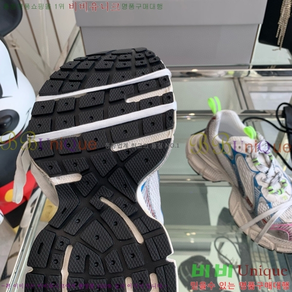 �߷��þư� 3XL Ʈ���̳� ����Ŀ�� BLA356600-6