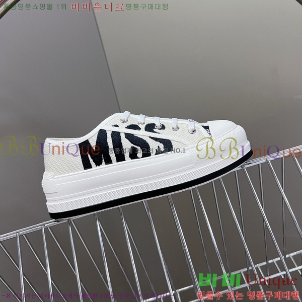 ���� ��� ��ũ�� �÷��� ����Ŀ�� 34D23112311-7