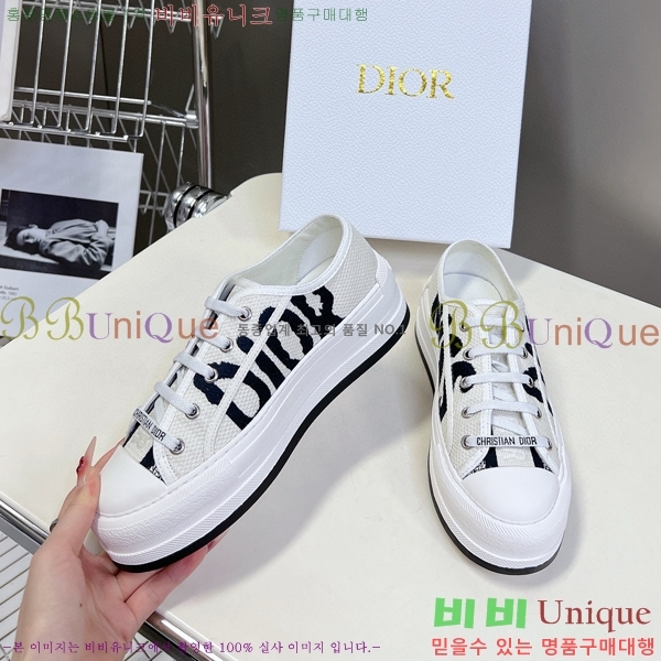 ���� ��� ��ũ�� �÷��� ����Ŀ�� 34D23112311-7