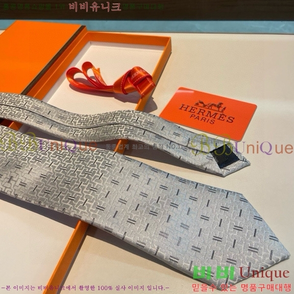 #�����޽� ��Ÿ�� HE555582-6