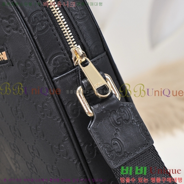 ���� ũ�ν��� 521715