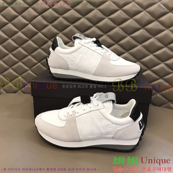 ���� �߷�Ƽ�� ����Ŀ�� 28VT24822-1