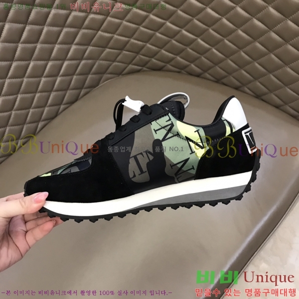 ���� �߷�Ƽ�� ����Ŀ�� 28VT24822-4