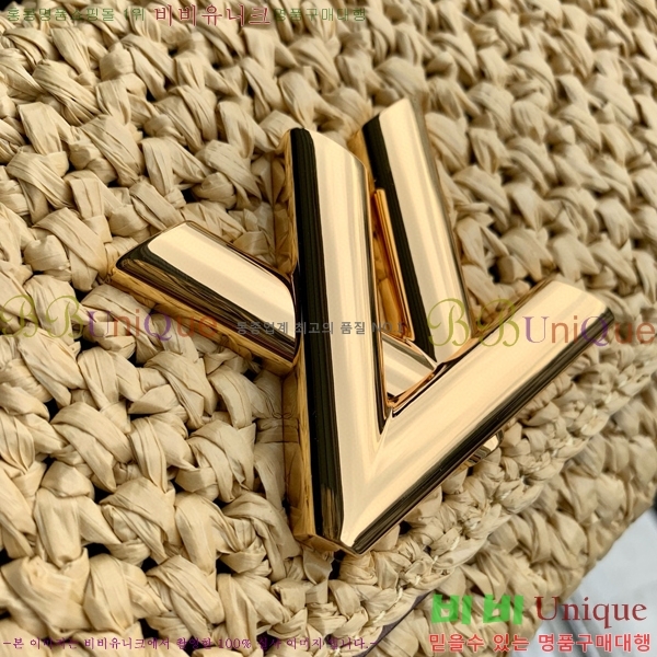 #���̺��� Ʈ����Ʈ ����Ʈ M25030-101